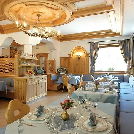 Hotel Rifugio Passo Staulanza *
